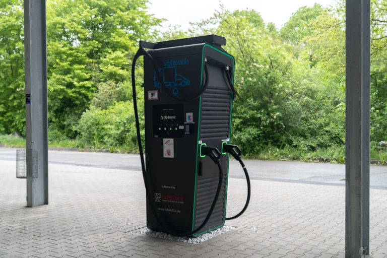 voltpark Diemelstadt - Ladepark - Raststätte - Schnellladestation - E-Lkw - Veganer - Strom - Toilette Diemelstadt - Paderborn - Kassel - Dortmund 11