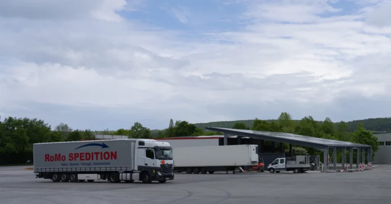 voltpark Diemelstadt - Ladepark - Raststätte - Schnellladestation - E-Lkw - Veganer - Strom - Toilette Diemelstadt - Paderborn - Kassel - Dortmund 21